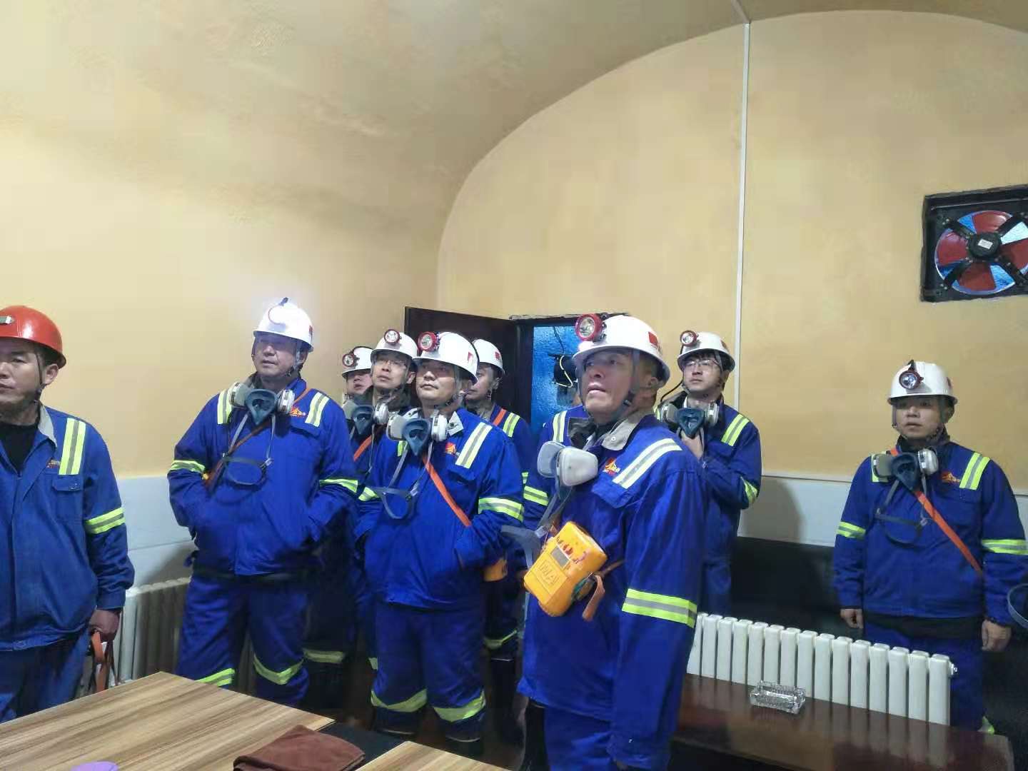 公司总经理杨明钰带队前往云南普朗铜矿进行考察