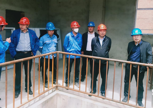 公司副总经理樊跃峰前往陕西锌业项目部检查指导工作