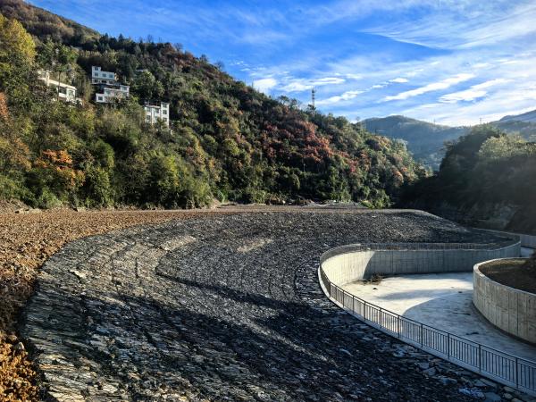 1764656833105421.jpg 微信图片_20251126110701_44_593_副本.jpg